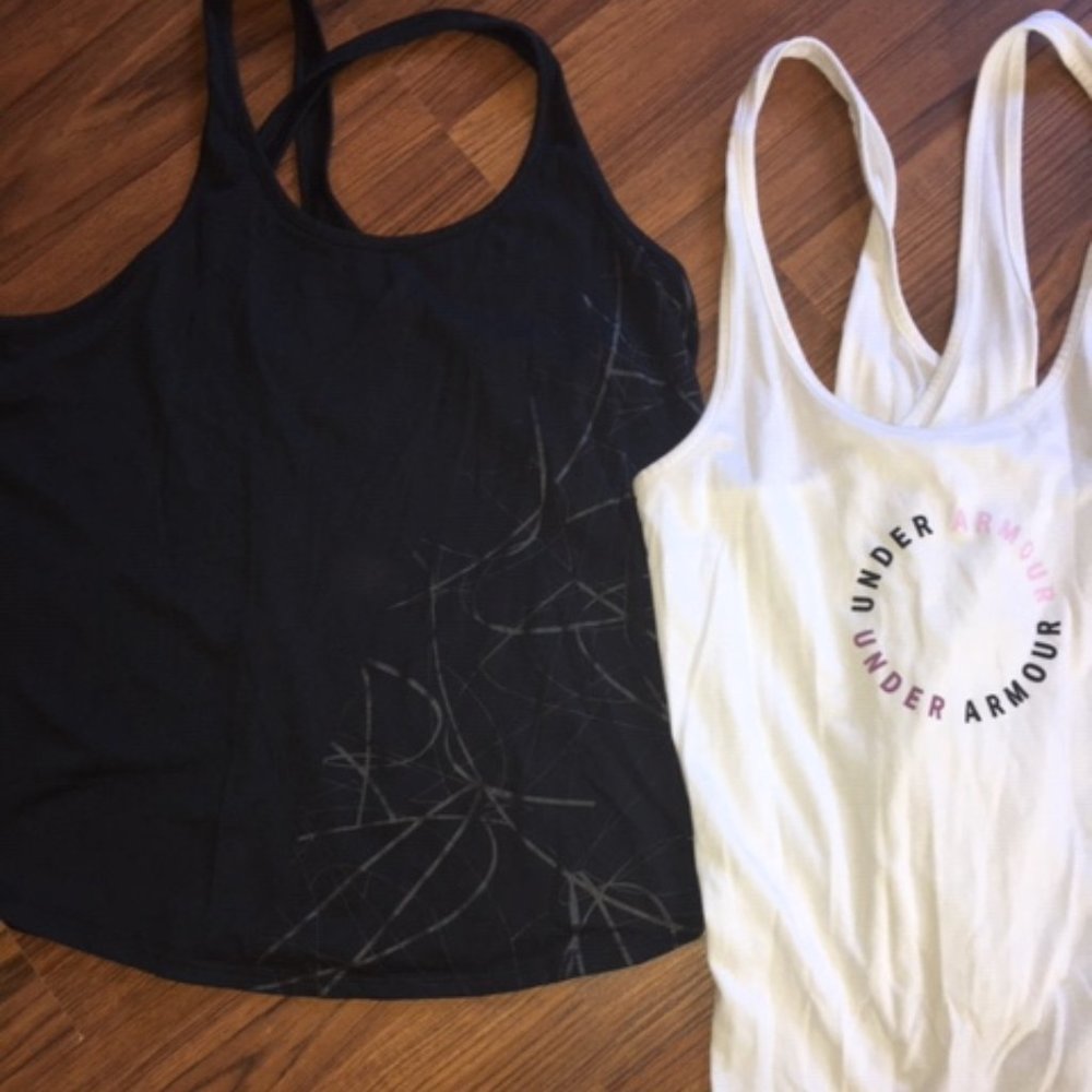 Under Armour Heat Gear workout tanks Size XL